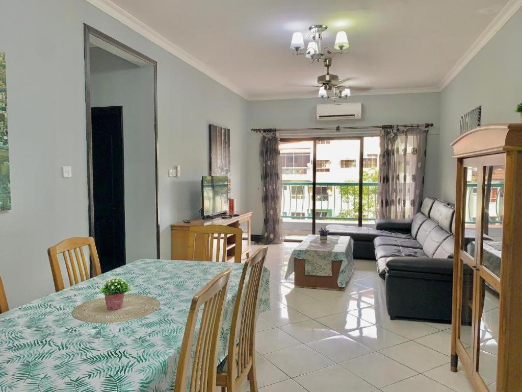 Marina Court Vacation Home 3 Bedrooms - كوتا كينابالو المظهر الخارجي الصورة