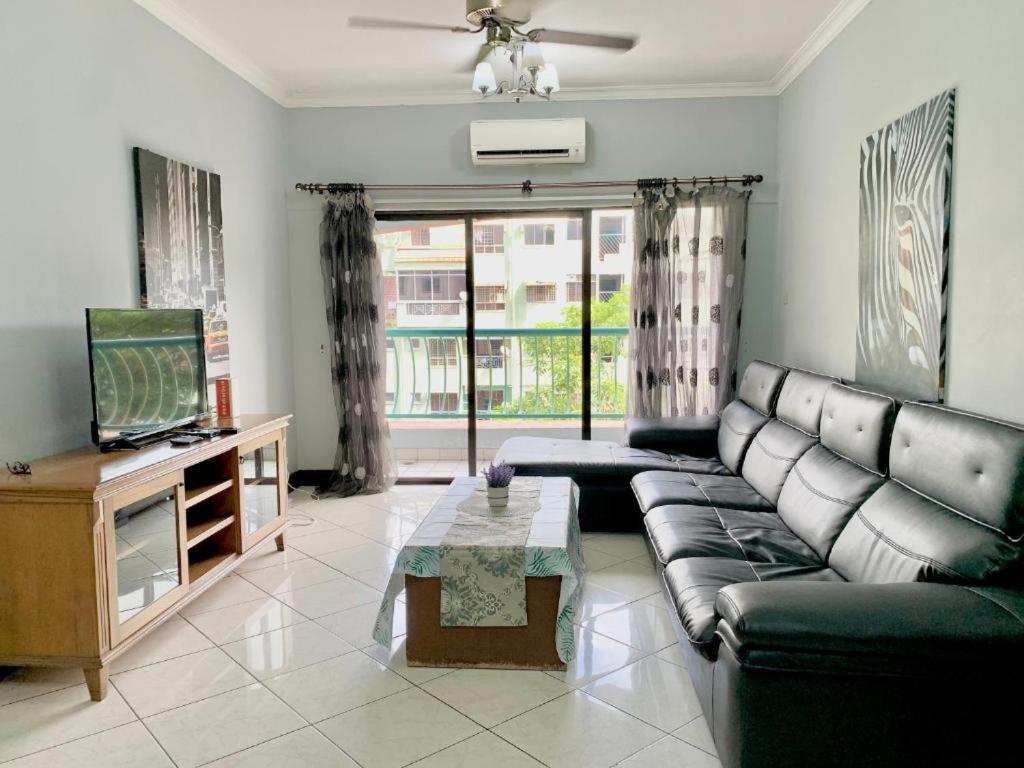 Marina Court Vacation Home 3 Bedrooms - كوتا كينابالو المظهر الخارجي الصورة