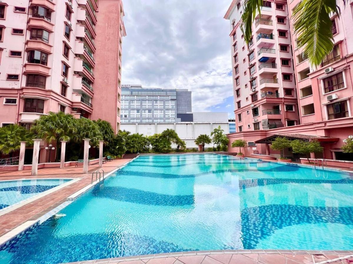 Marina Court Vacation Home 3 Bedrooms - كوتا كينابالو المظهر الخارجي الصورة