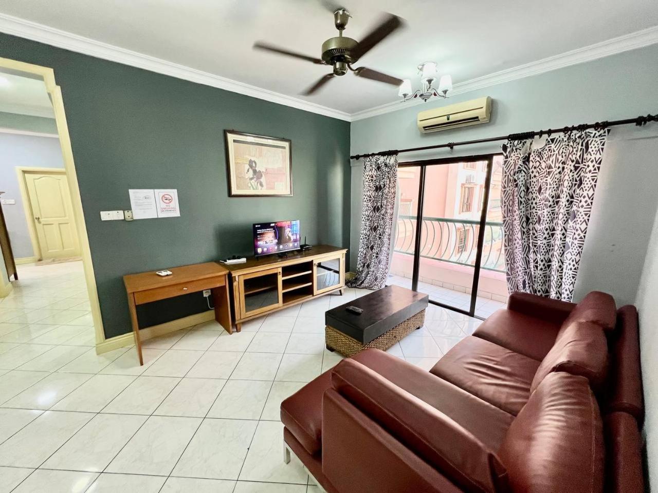 Marina Court Vacation Home 3 Bedrooms - كوتا كينابالو المظهر الخارجي الصورة