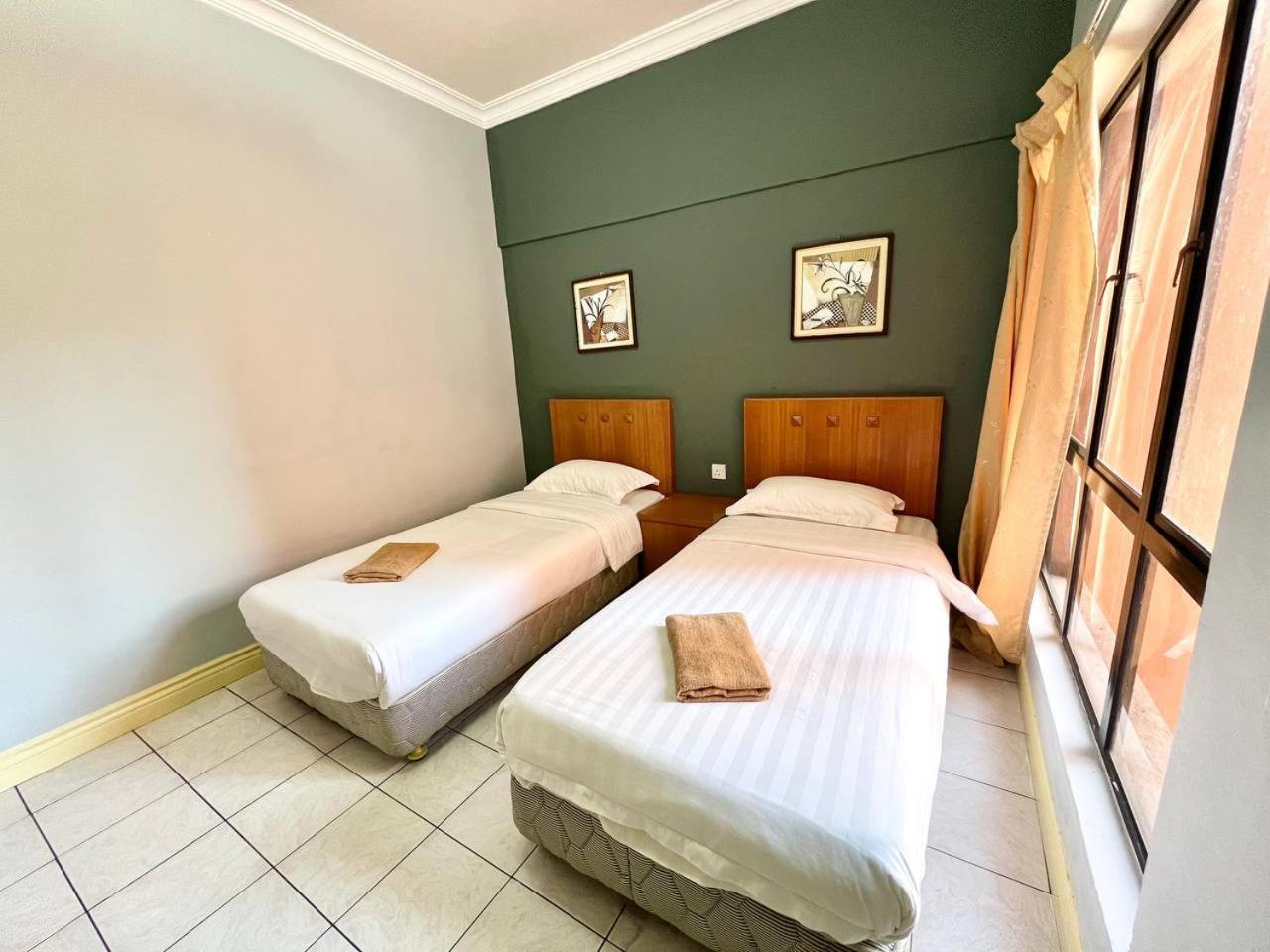 Marina Court Vacation Home 3 Bedrooms - كوتا كينابالو المظهر الخارجي الصورة